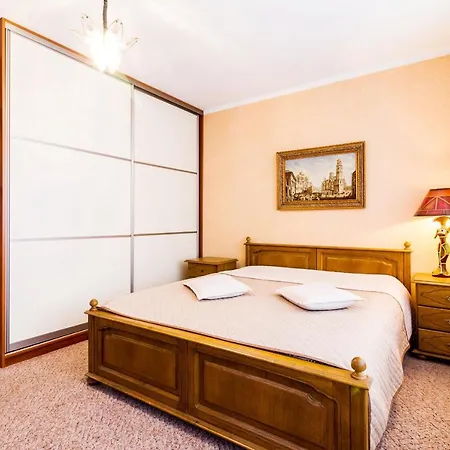 City Center 3 Apartment *