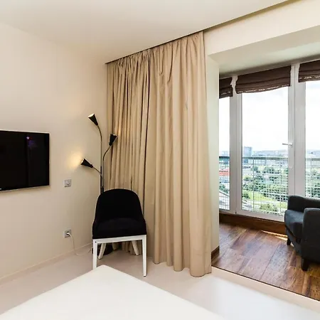 City Center 3 Apartment